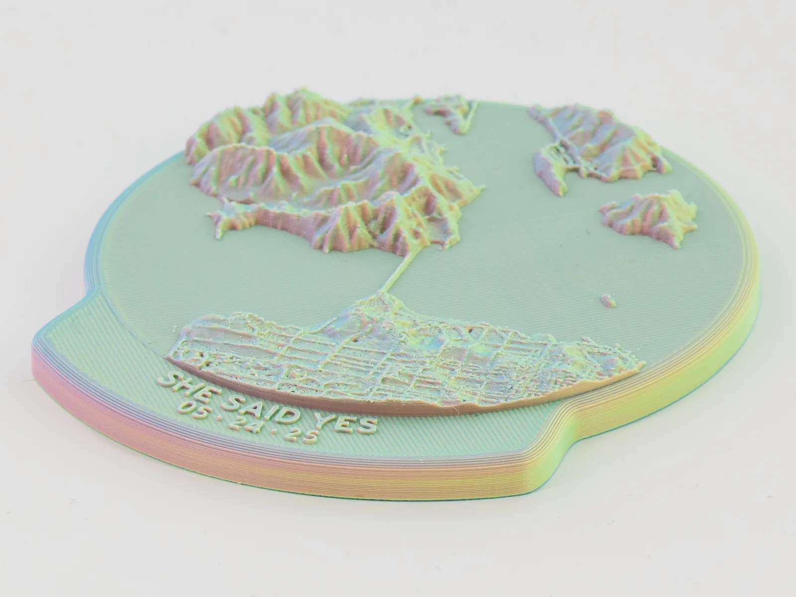 Real photo: Sorbet magnet tile of Golden Gate